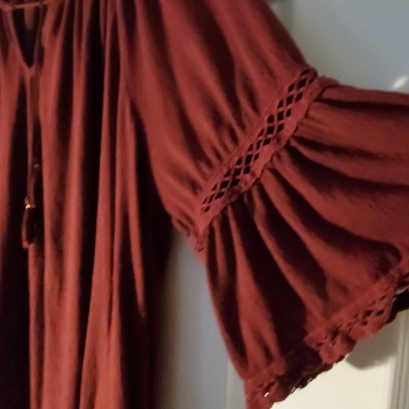 Old Navy XXL Boho Maroon top - Picture 3 of 4
